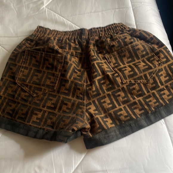 Fendi shorts - Picture 5 of 5